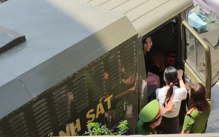 Tòa trả hồ sơ nhiều lần vụ án 'chứa mại dâm' vì bị cáo kêu oan