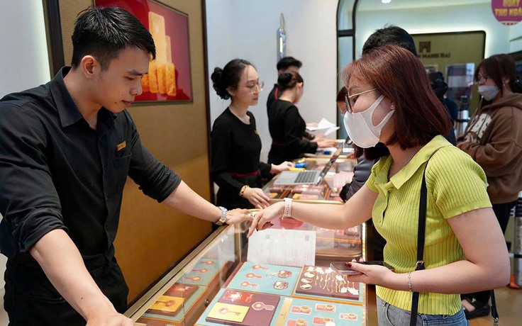 Bối rối với thuế vàng