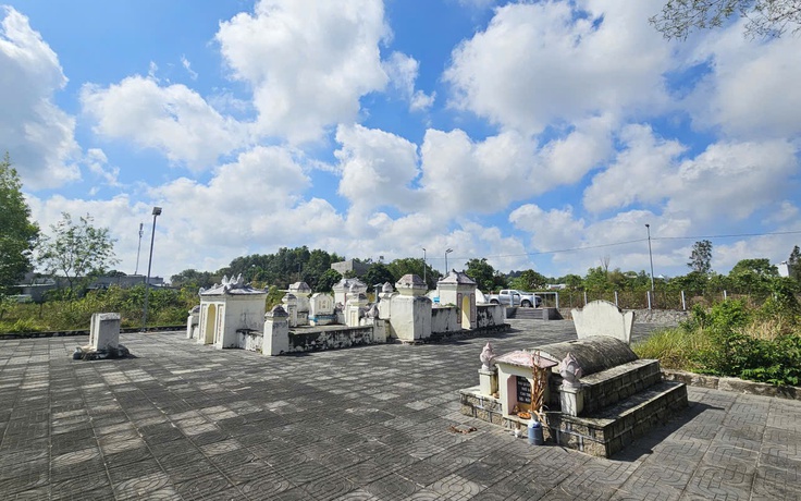 Chúa Nguyễn Ánh xây mộ danh tướng Châu Văn Tiếp ở đâu?