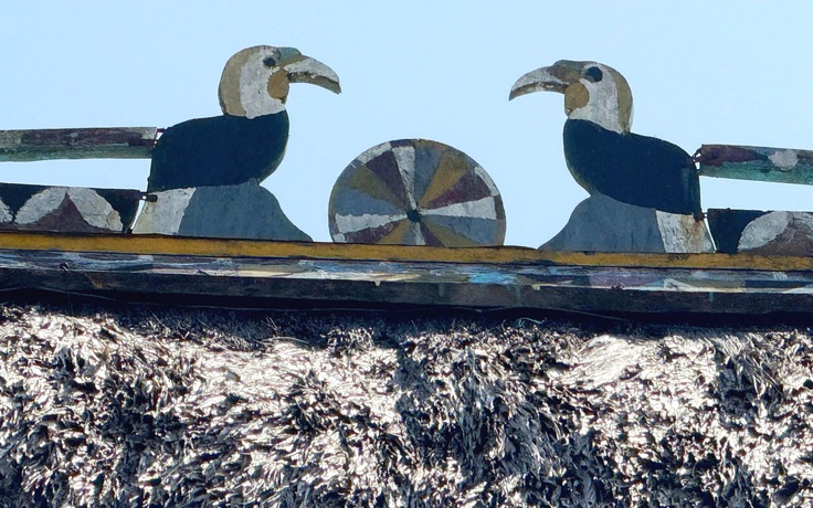 Vật thiêng của làng: Bay đi cánh chim triing