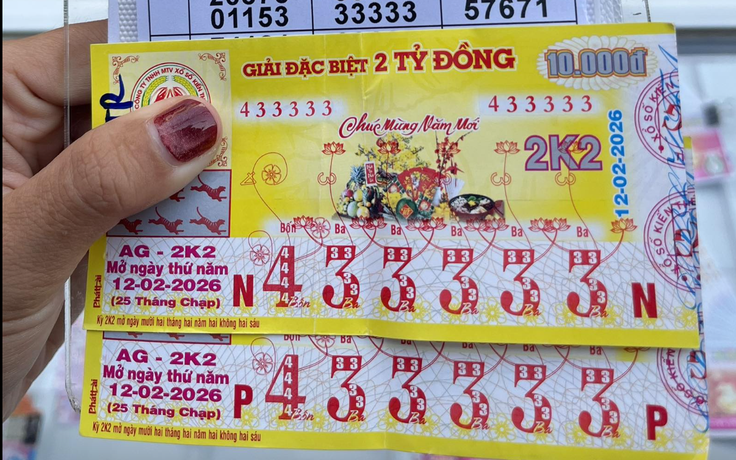 Mua vé số độc lạ dãy 33333, người đàn ông bất ngờ trúng xổ số miền Nam