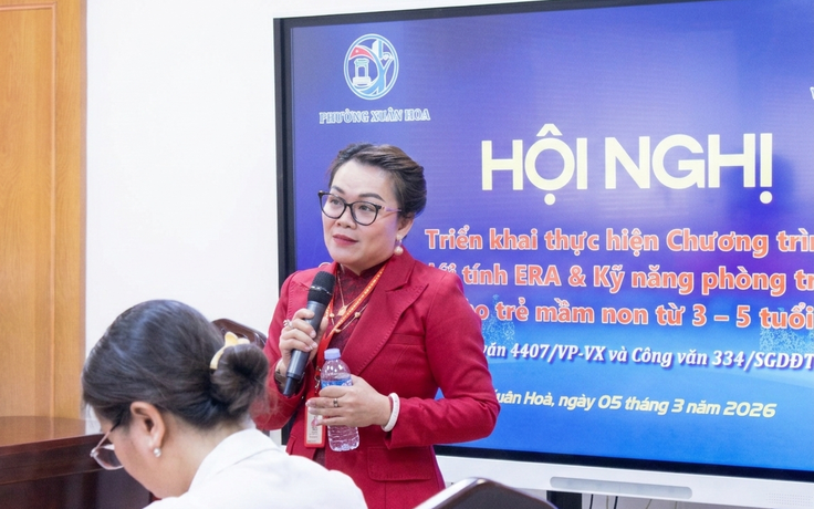 'Con sinh ra từ đâu' sau 40 năm vẫn là câu hỏi làm khó nhiều phụ huynh