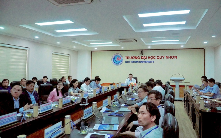 Trường ĐH Quy Nhơn tổ chức hội thảo tham vấn chiến lược phát triển Viện KH&CN
