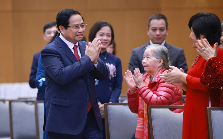 Đề xuất tổ chức giải thưởng 'Phụ nữ tài năng, sáng tạo 
và cống hiến'