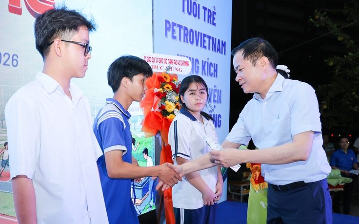 5.000 học sinh tìm hiểu ngành dầu khí và năng lượng