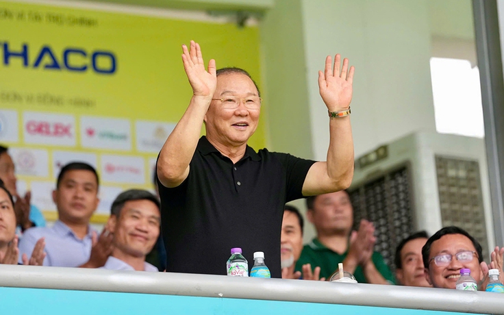 HLV Park Hang-seo: 'TNSV thay đổi tích cực bóng đá Việt Nam’