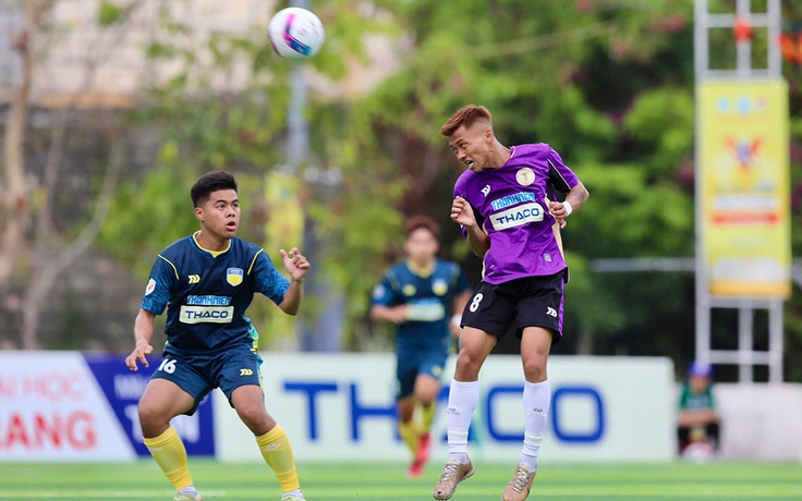 ĐKVĐ và á quân thắng kịch tính