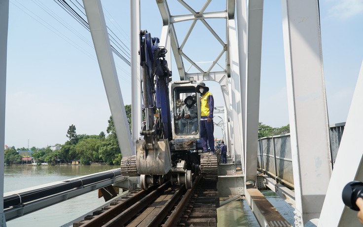 Cầu Ghềnh sẽ được gia cố để lưu thông tạm từ ngày 12.3