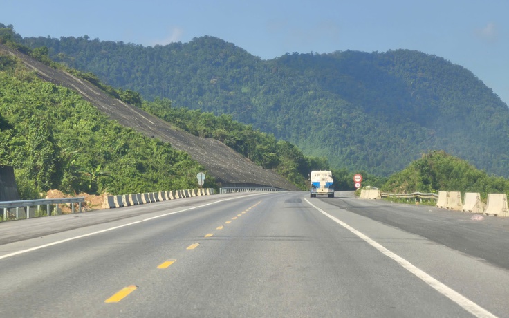 Cao tốc La Sơn - Hòa Liên tăng tốc độ tối đa lên 60 km/giờ từ hôm nay 1.4