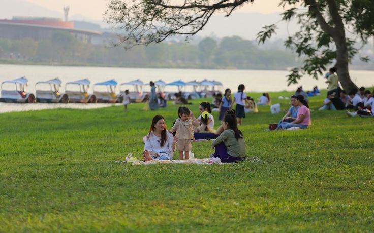 Điểm hẹn check-in bên bờ sông Hương đang gây sốt