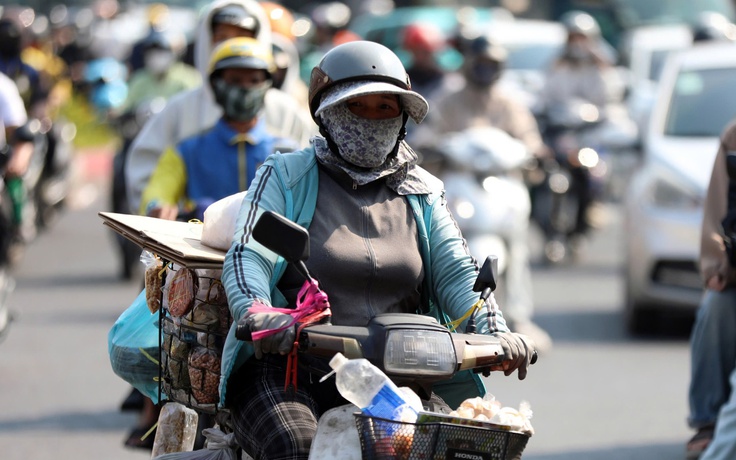 Nắng nóng bất thường, kéo dài trên cả nước