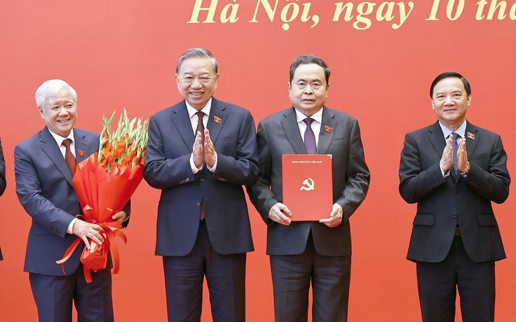Quyết định của Bộ Chính trị về nhân sự Đảng ủy Quốc hội nhiệm kỳ 2025 - 2030
