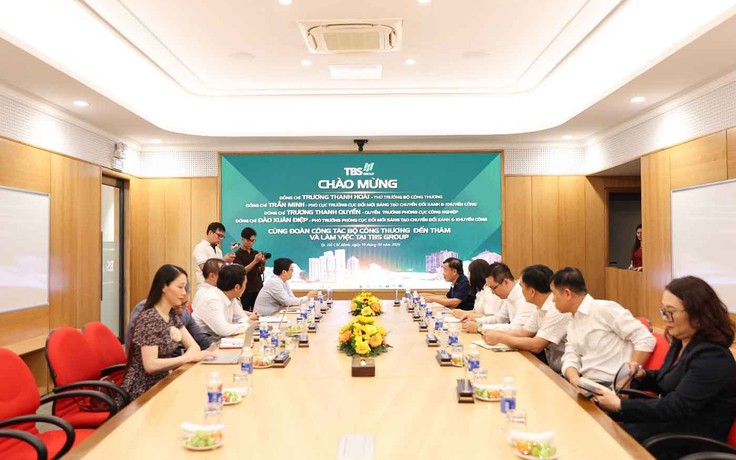 TBS Group và Hiệp hội Da giày túi xách Việt Nam tiếp đoàn Bộ Công thương