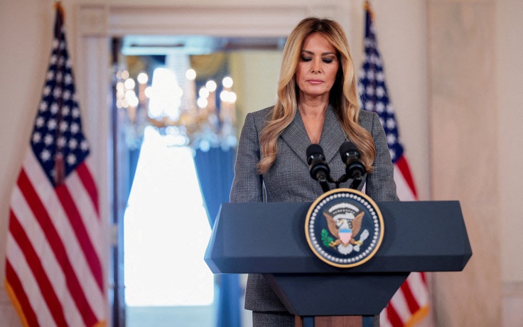 Nạn nhân của tỉ phú ấu dâm Epstein tố Đệ nhất phu nhân Mỹ 'đẩy gánh nặng'