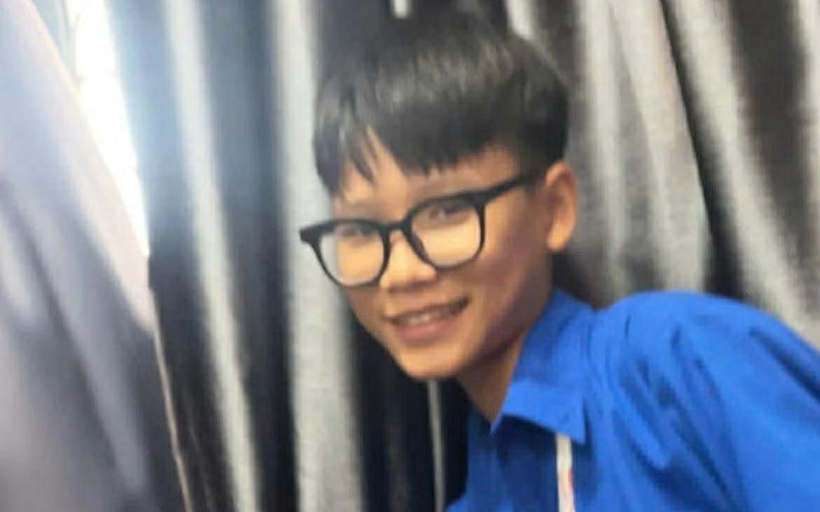 Học sinh lớp 10 lao xuống biển cứu sống 2 người bị đuối nước