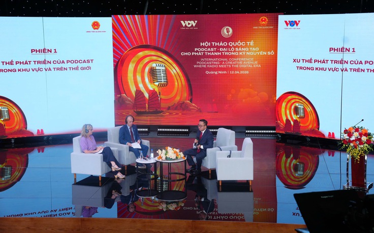 Podcast mở lối phát thanh Việt Nam