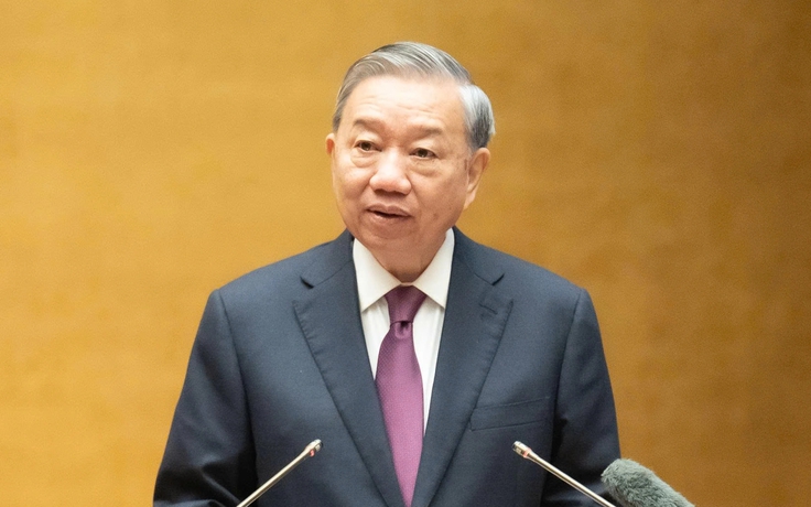 Tổng Bí thư, Chủ tịch nước: Không thể xây dựng hôm nay, ngày mai đã lạc hậu