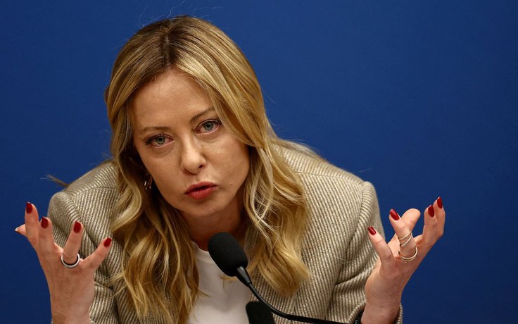 Ý đình chỉ thỏa thuận quốc phòng với Israel