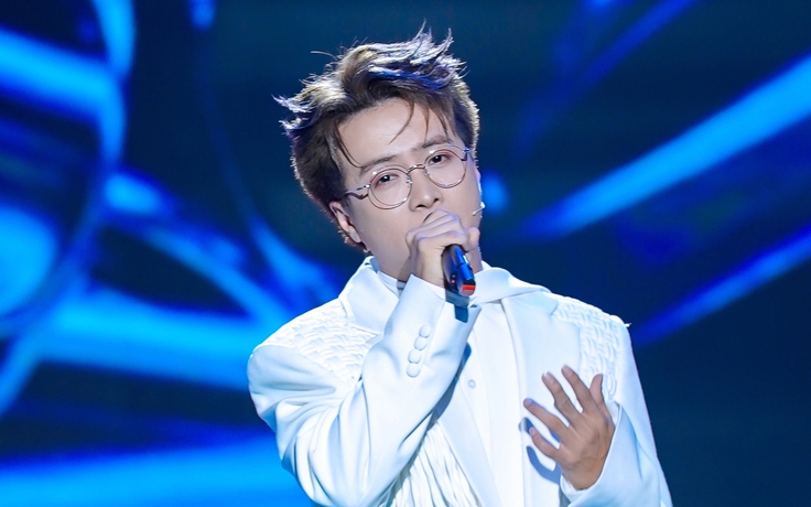 Chàng trai bỏ ngân hàng làm ca sĩ, chạnh lòng vì bị nhầm là Bùi Anh Tuấn