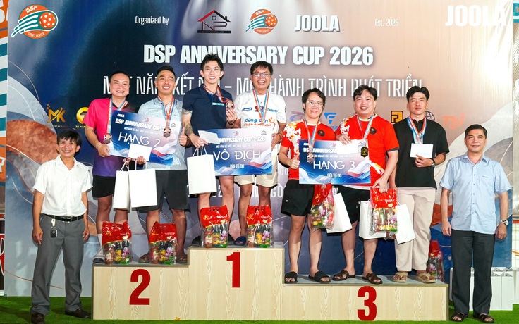 Thi đấu pickleball để giúp đỡ học sinh khó khăn: Niềm vui lan tỏa ở Hàng Gòn