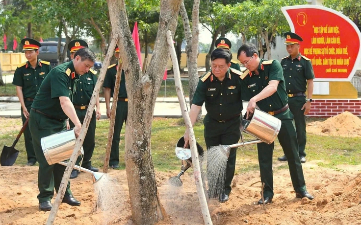 Đại tướng Nguyễn Trọng Nghĩa thăm Trường Thiếu sinh quân, nhấn mạnh 'ươm mầm' cán bộ trẻ