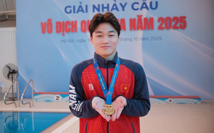 Hành trình 4.700 ngày dưới nước của 'nam thần' nhảy cầu 18 tuổi