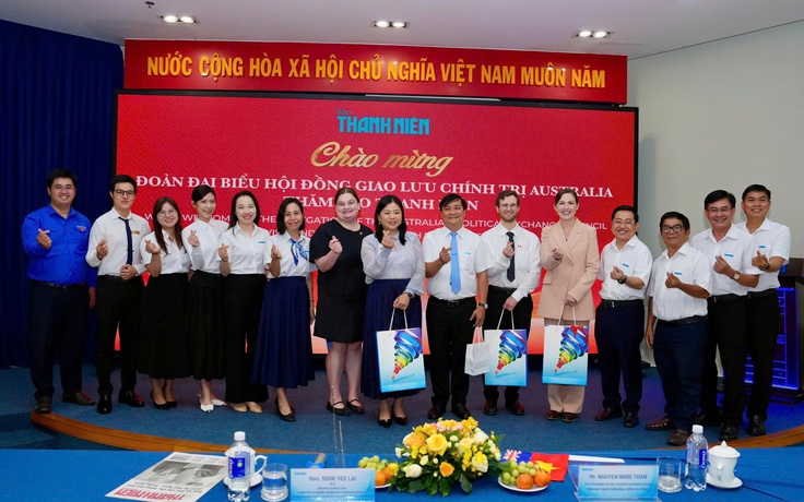 Đoàn đại biểu Hội đồng Giao lưu chính trị Úc thăm Báo Thanh Niên