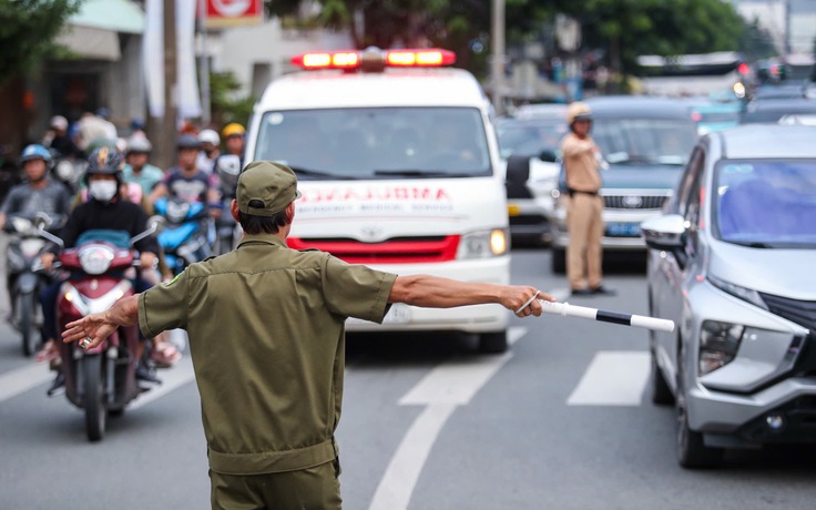 Giải thể Ủy ban An toàn giao thông quốc gia từ 1.6