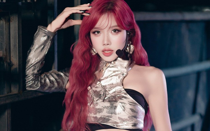 Chị đẹp Việt 'gây sốt' mạng xã hội, báo Trung Quốc liên tục nhắc tên