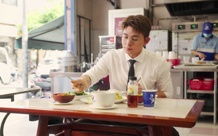 Jun Phạm và ShopeeFood lan tỏa ‘vị đúng đỉnh' với series ‘Ăn Đi Đã’