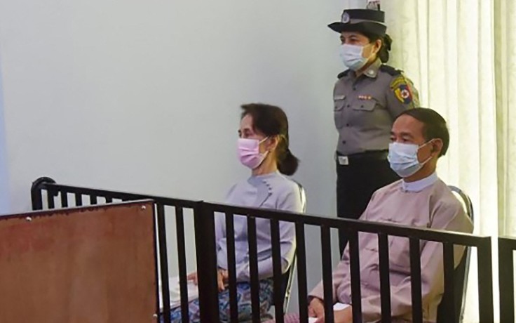 Myanmar ân xá cựu Tổng thống Win Myint, giảm án cho bà Aung San Suu Kyi