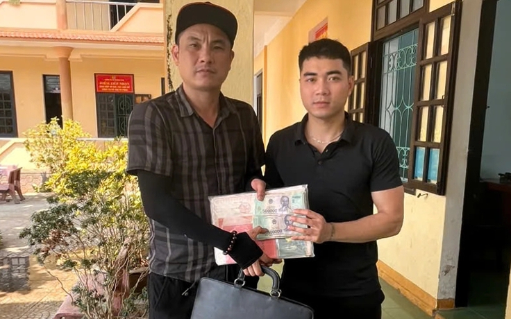 Nhặt được cặp xách chứa 350 triệu đồng, nam thanh niên trình báo công an