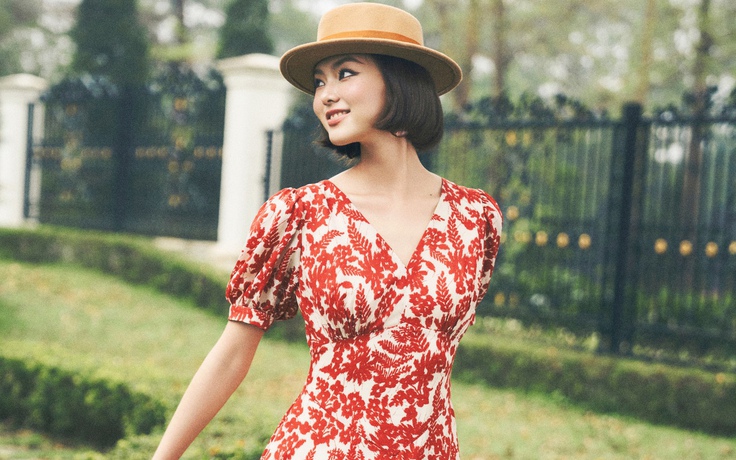 Váy dài đi biển giúp nàng nổi bật và thu hút hơn