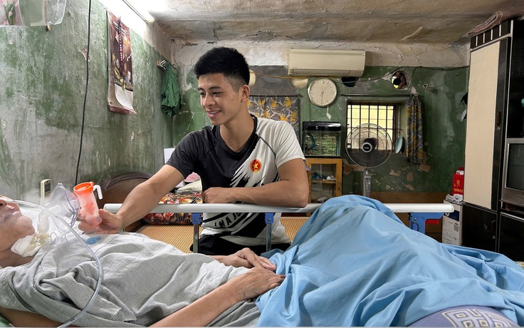 Từng khoác áo đội tuyển, chàng trai chọn dừng lại ở tuổi 26 để chăm mẹ