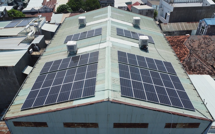 Dùng 600 kWh/tháng, lắp điện mặt trời có pin lưu trữ giúp tiết kiệm hàng triệu đồng