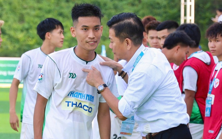 Màn đấu trí giữa ông Hoàng Anh Tuấn và 'tướng' 9X