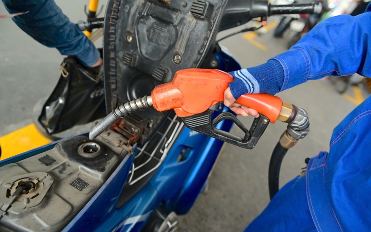 Bộ đề xuất chi 5.000 đồng/lít bình ổn xăng dầu từ nguồn ngân sách trung ương