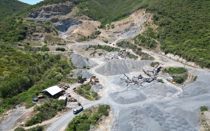 Khánh Hòa chỉ đạo rà soát các mỏ khoáng sản được cấp không qua đấu giá