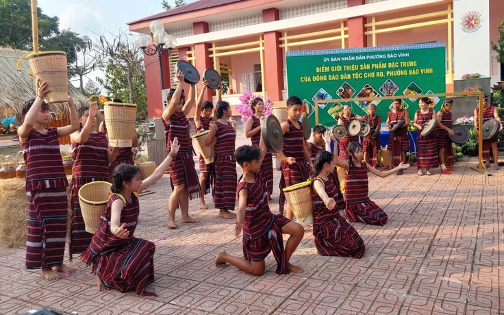Đồng Nai công bố di sản văn hóa phi vật thể quốc gia lễ hội Sayangva