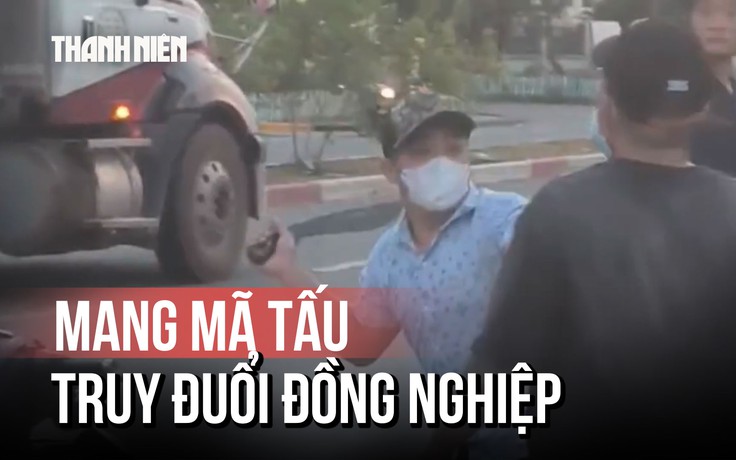 Mâu thuẫn tại công ty, nhóm thanh niên mang mã tấu rượt đuổi đồng nghiệp