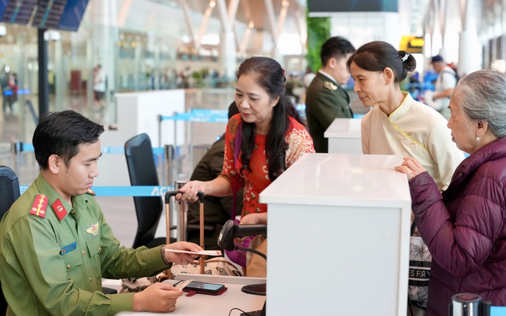 Coi chừng bị từ chối làm thủ tục vì dùng 'sai' hộ chiếu khi bay nội địa