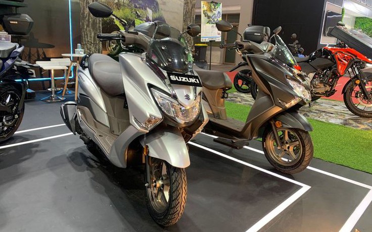 Xe máy rục rịch tăng giá do giá nhựa leo thang