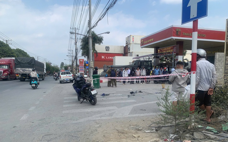 TP.HCM: Va chạm xe đầu kéo, nam sinh 18 tuổi tử vong trên đường đến trường