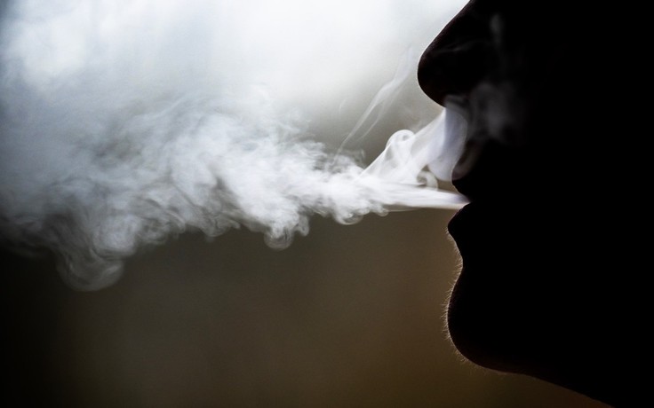 Anh cấm thuốc lá vĩnh viễn với người sinh từ 1.1.2009