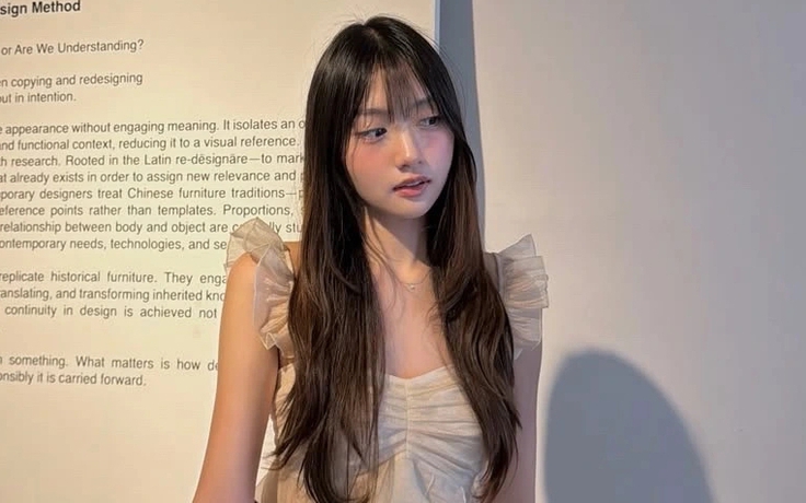 Tôn dáng cùng áo bèo nhún cho vẻ ngoài đáng yêu