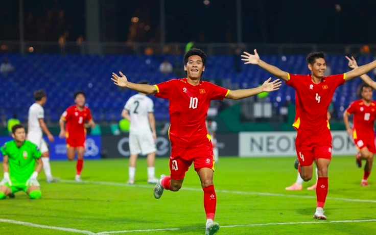 HLV Kim Sang-sik và công cuộc ‘săn đầu người’, U.23 Việt Nam quyết bung lụa tại ASIAD 20