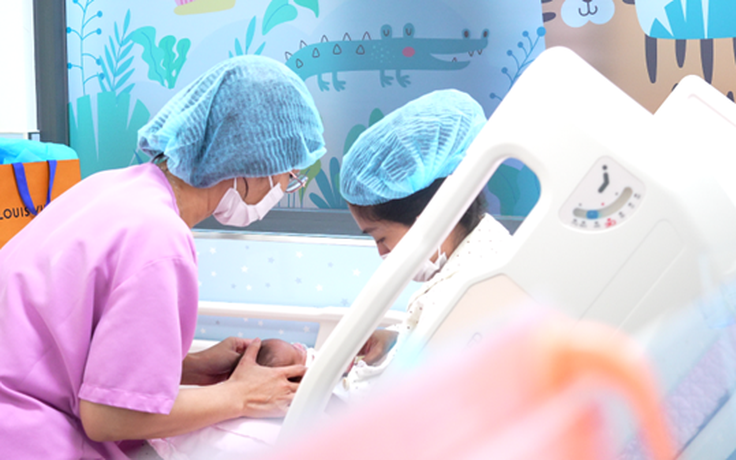 Chăm sóc sơ sinh lấy gia đình làm trung tâm:Liệu pháp 'kỳ diệu' cho não bộ trẻ