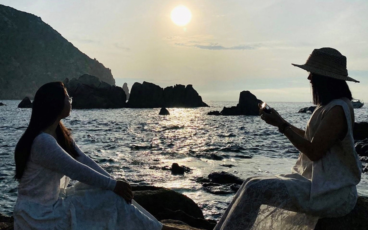 Vì sao người trẻ 'nhấn nút' tạm dừng sự nghiệp chỉ sau vài năm?