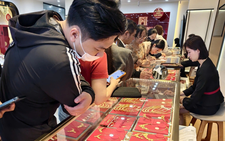 Lợi bất cập hại khi cho doanh nghiệp vay vàng trong dân