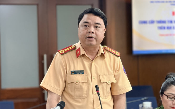 CSGT TP.HCM cảnh báo nạn xe dù, bến cóc dịp nghỉ lễ 30.4 - 1.5